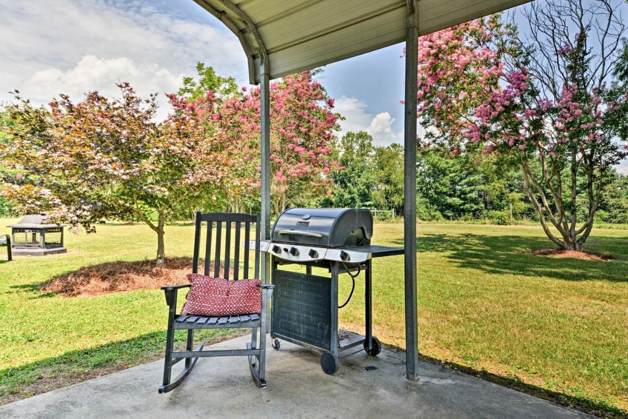 Peaceful Elkin Vacation Rental About 17 Mi To Mt Airy! Dobson Экстерьер фото